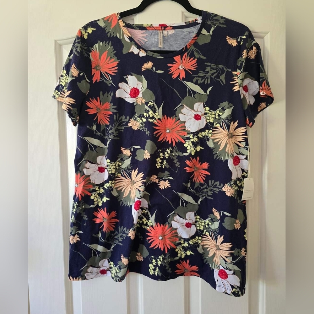 Banana Republic tee